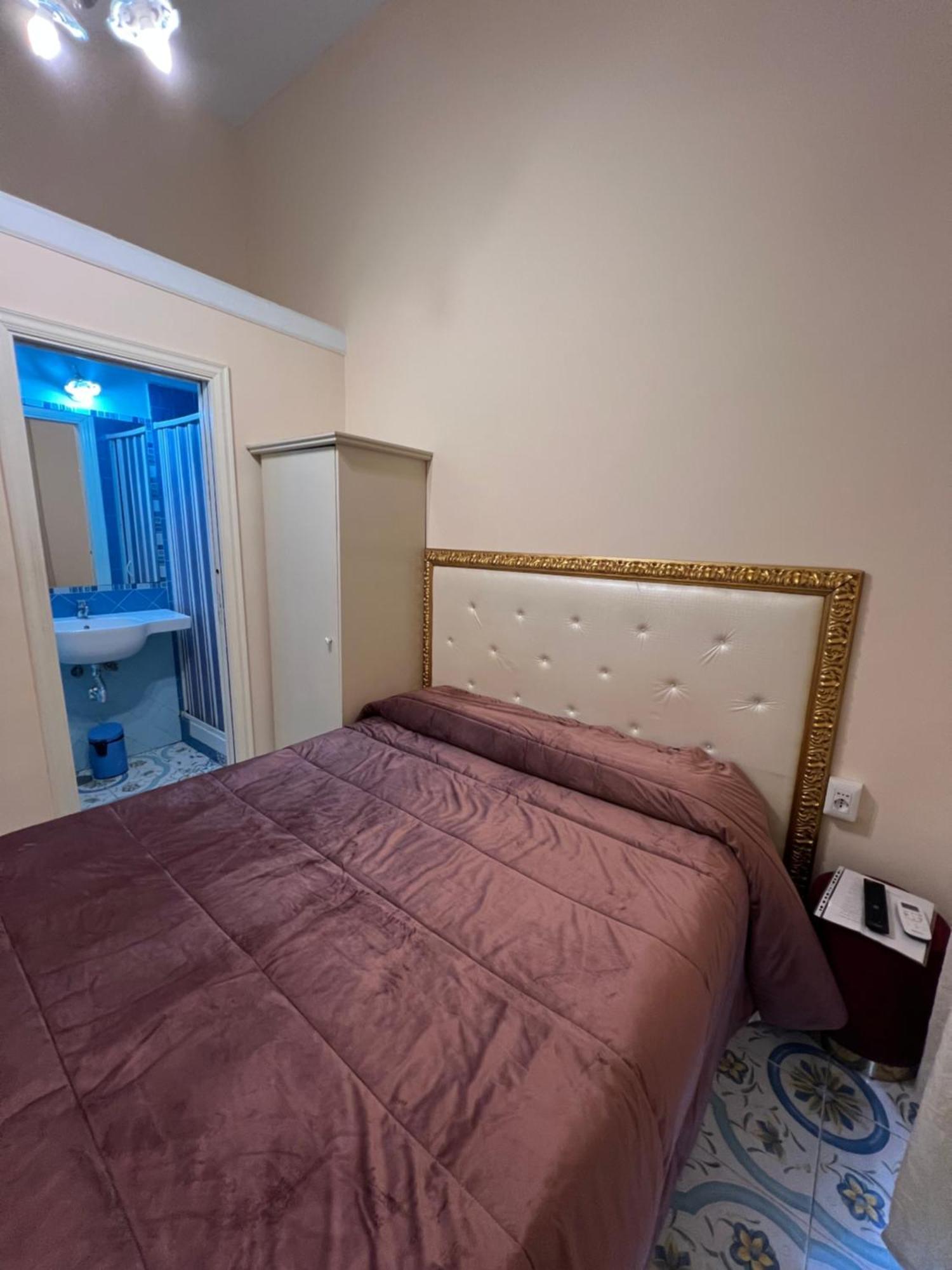 Beb Rosy Bed & Breakfast Naples