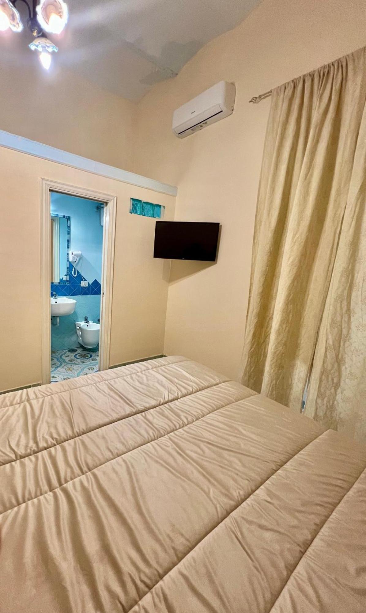 Bed & Breakfast Beb Rosy Naples