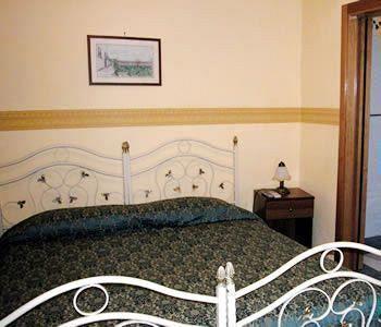 Beb Rosy Bed & Breakfast Naples