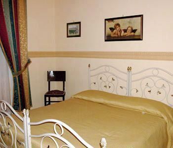 Beb Rosy Bed & Breakfast Naples